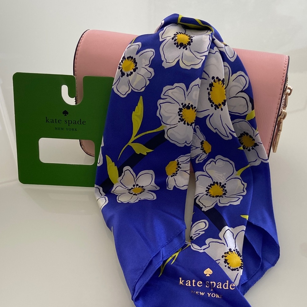 Kate Spade sunshine Floral scarf NWT